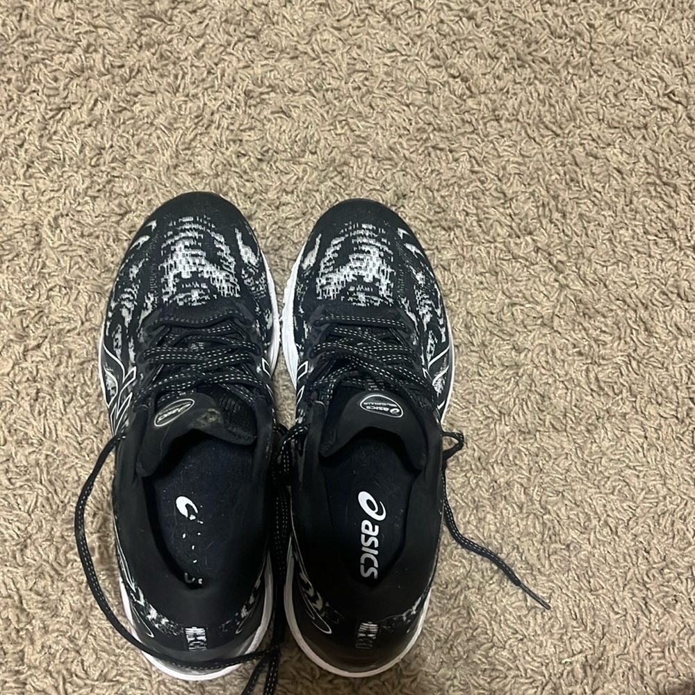 asics 7 1/2 women’s